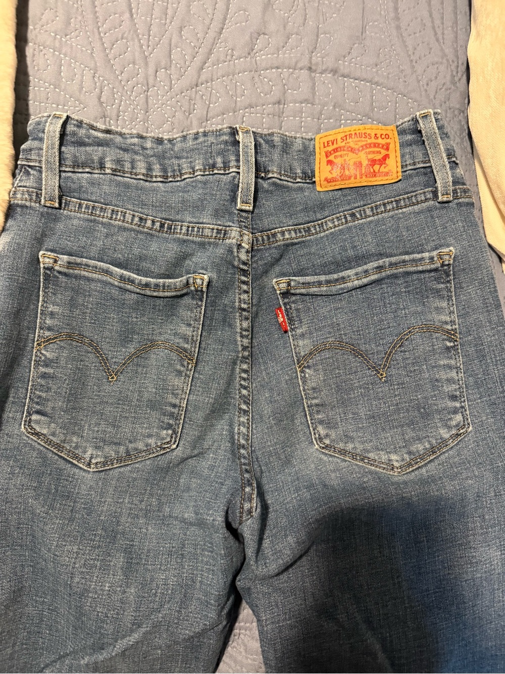 Levi's Women's Light Blue Straight-Leg Jeans